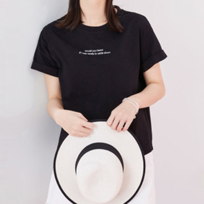 Round neck T-shirt